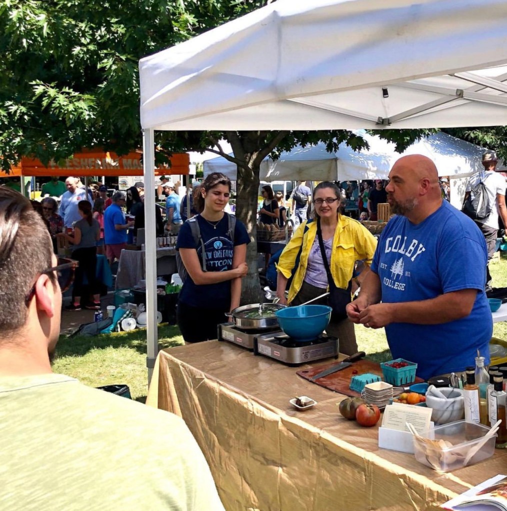 washington dc chef jonathan bardzik cooking at the farmer's market